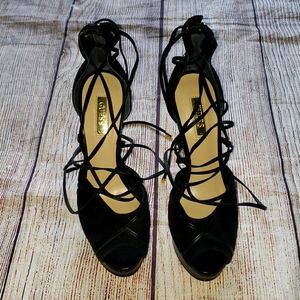 Guess Aria lace up Sanda size 6